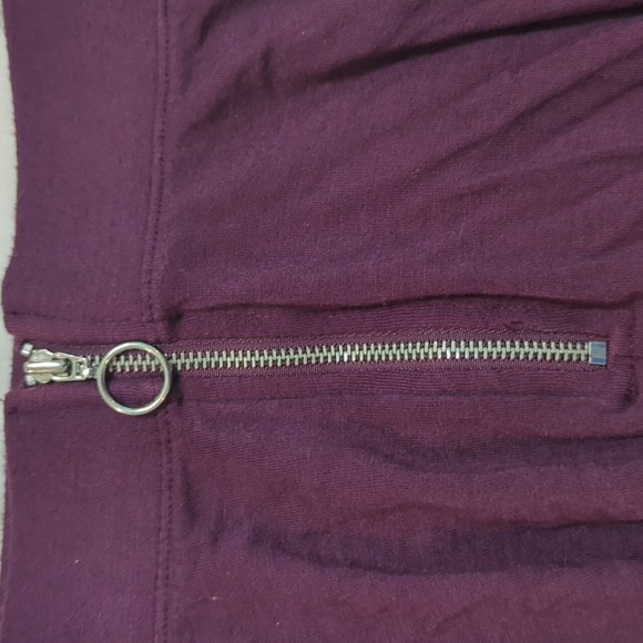 SO Skater Skirt - Picture 2 of 4